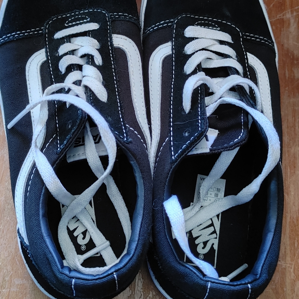Youth Vans size 6